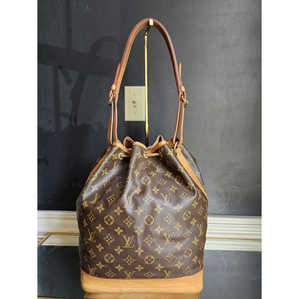 LOUIS VUITTON Monogram Noe Shoulder Bag